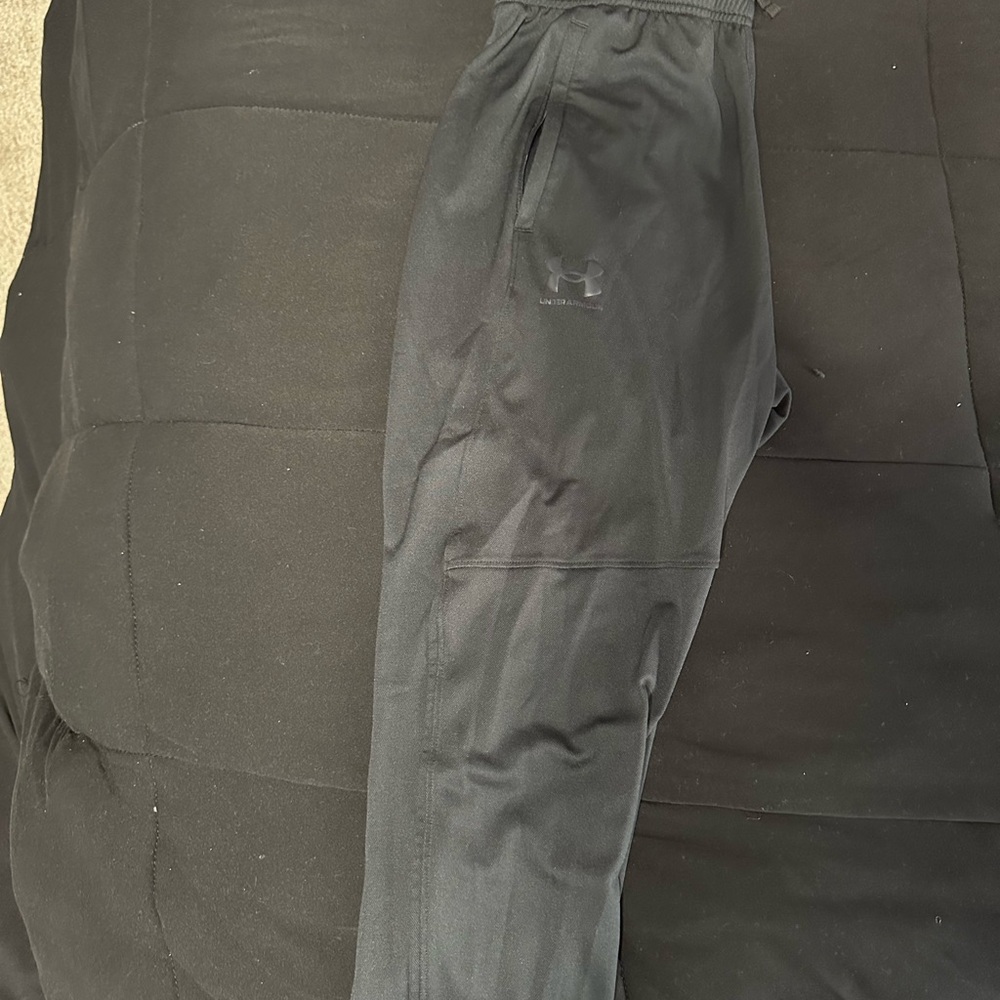 Under Armour Men's Black Sweatpants